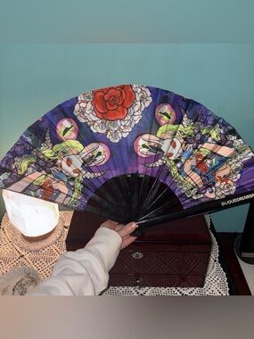 Alice In Wonderland Fan